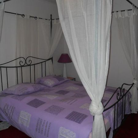 מלון איפר Huis De Wilde Wingerd חדר תמונה
