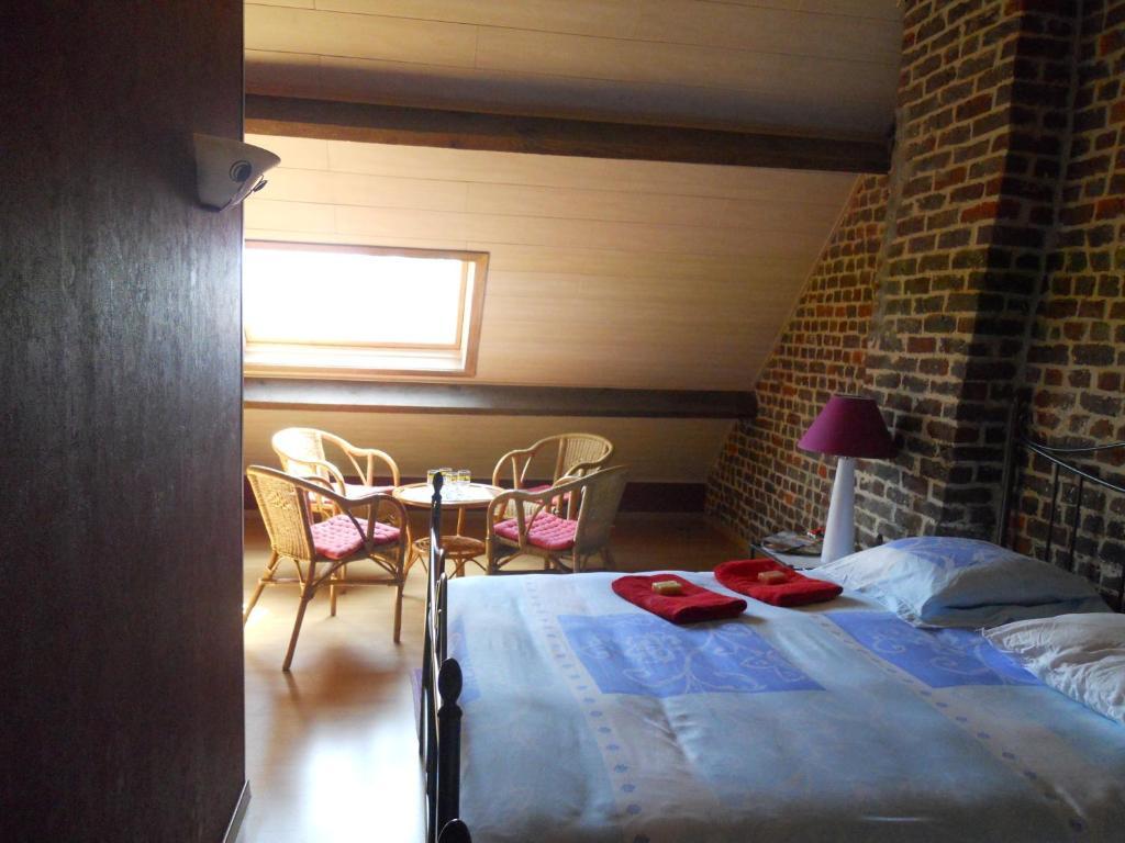 מלון איפר Huis De Wilde Wingerd חדר תמונה