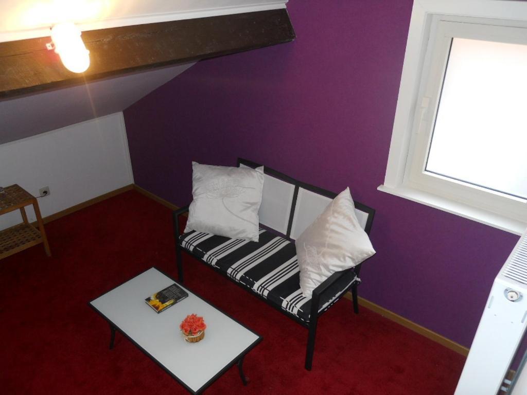 מלון איפר Huis De Wilde Wingerd חדר תמונה